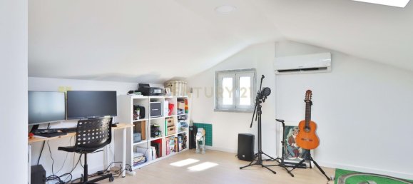 4 bedrooms Villa in Cascais, Portugal No. 137733 21