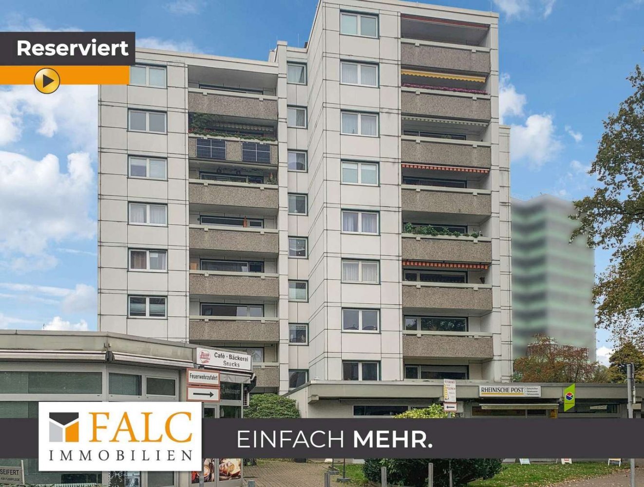 4-salle Appartement à Dusseldorf, Germany No. 10039