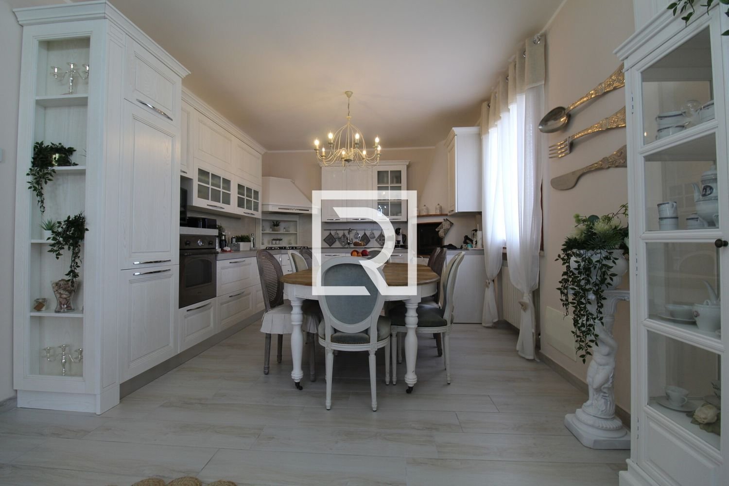 Дом с 3 комнатами в Равенна, Италия № 300216