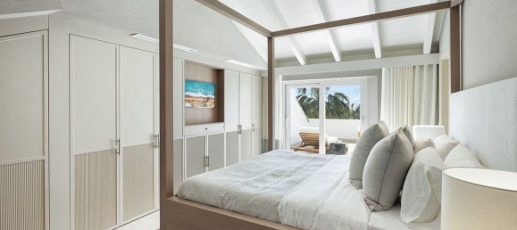 3 bedrooms Penthouse in Marbella, Spain No. 219339 14