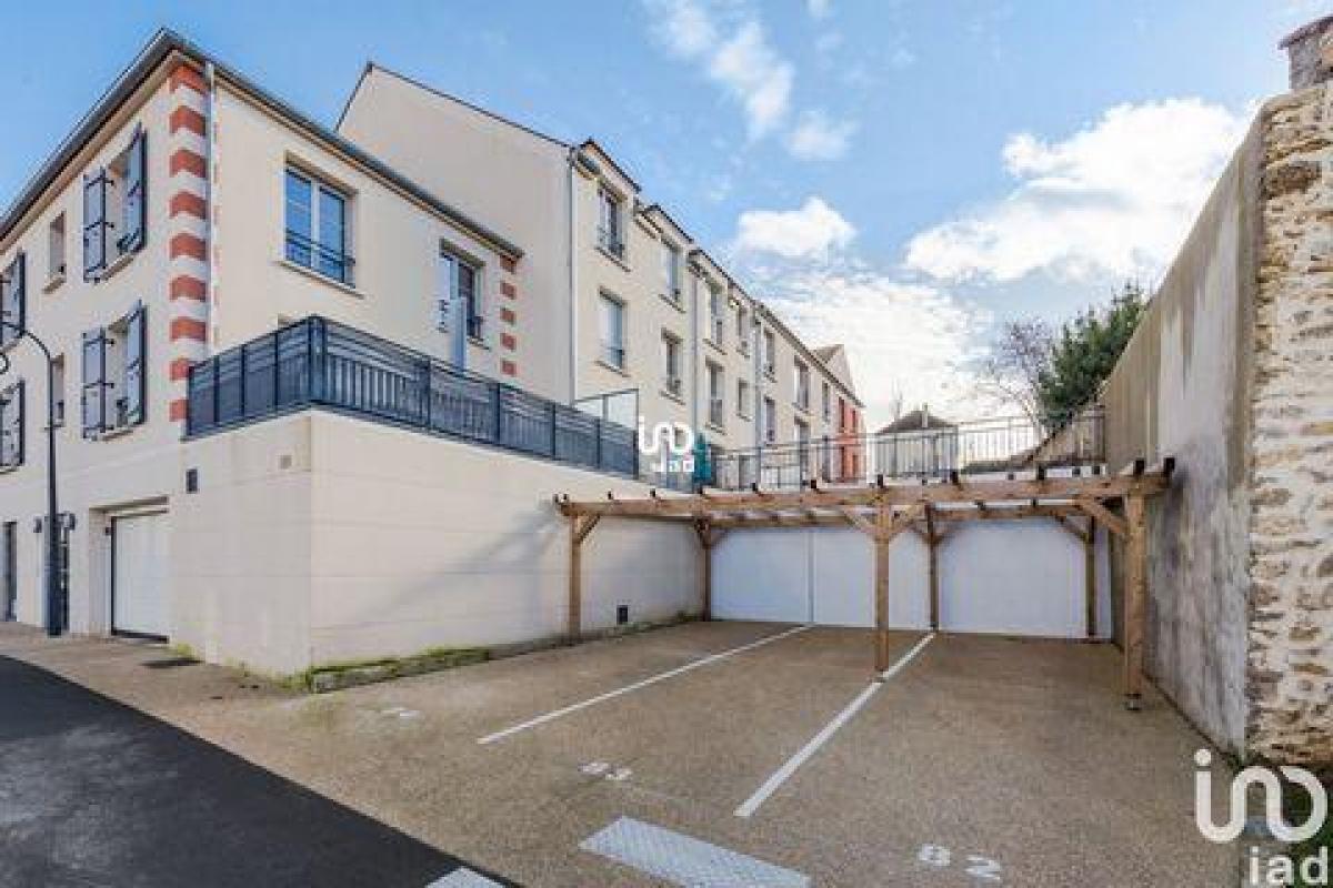 2 bedrooms Condo in Servon, France No. 32818