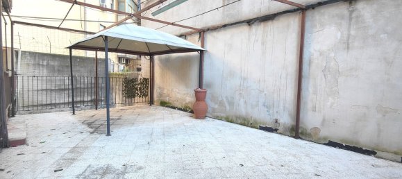 4 bedrooms Apartment in Catania, Italy No. 327388 8