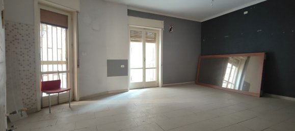 4 bedrooms Apartment in Catania, Italy No. 327388 5