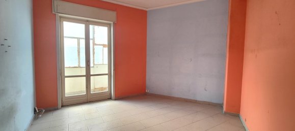 4 bedrooms Apartment in Catania, Italy No. 327388 14