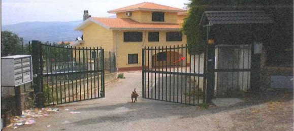 10 rooms Apartment in Dipignano, Italy No. 184079 17