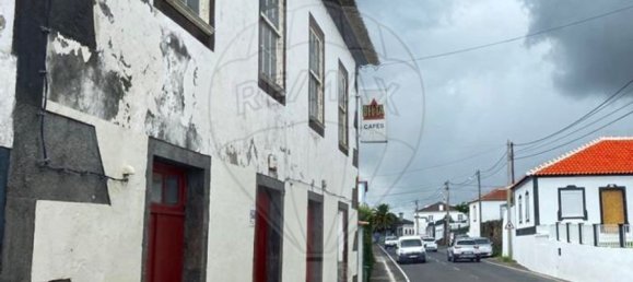 4 Schlafzimmer Haus in Praia da Vitoria, Portugal, Nr. 44795 3