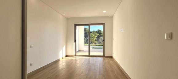 4 chambres Villa à Mexilhoeira Grande, Portugal No. 118401 23