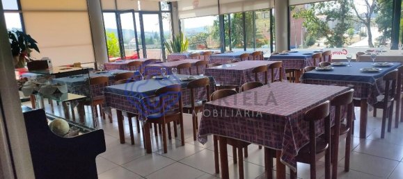 332m² Commercial property in Penafiel, Portugal No. 56322 4