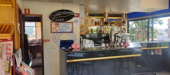 332m² Commercial property in Penafiel, Portugal No. 56322 12