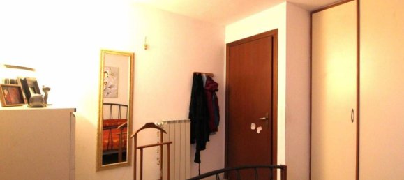 Casa de 6 habitaciónes en Pontedera, Italy No. 18251 11