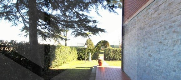 Casa de 6 habitaciónes en Pontedera, Italy No. 18251 33