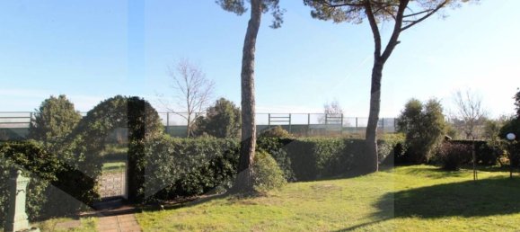 Casa de 6 habitaciónes en Pontedera, Italy No. 18251 34