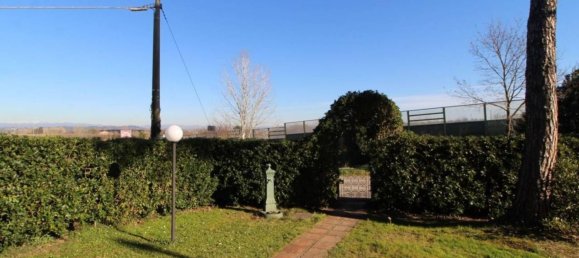 Casa de 6 habitaciónes en Pontedera, Italy No. 18251 32