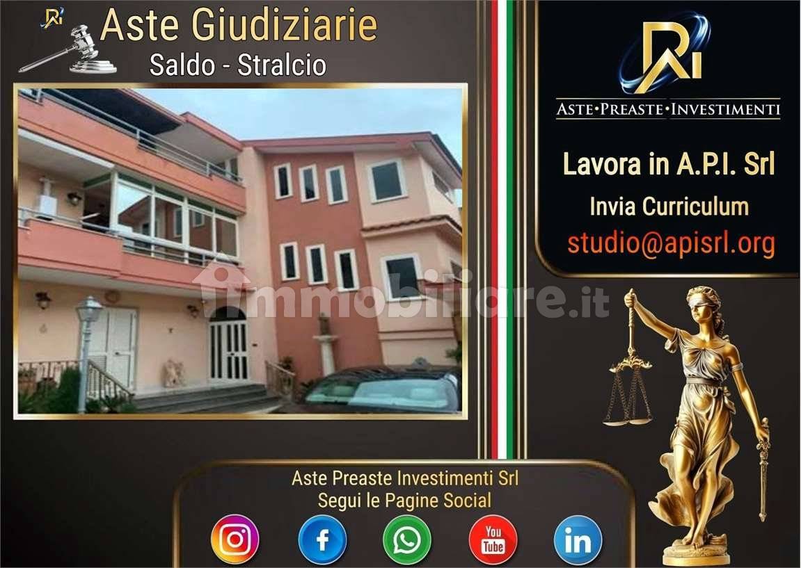 4 Schlafzimmer Villa in San Cipriano d'Aversa, Italy, Nr. 291708