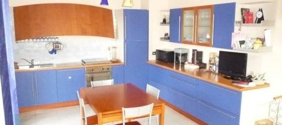 Villa de 6 habitaciónes en Loro Ciuffenna, Italy No. 32837 4