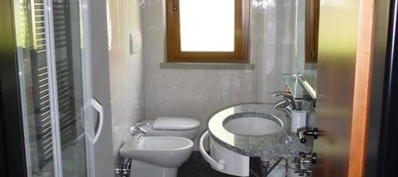 Villa de 6 habitaciónes en Loro Ciuffenna, Italy No. 32837 8