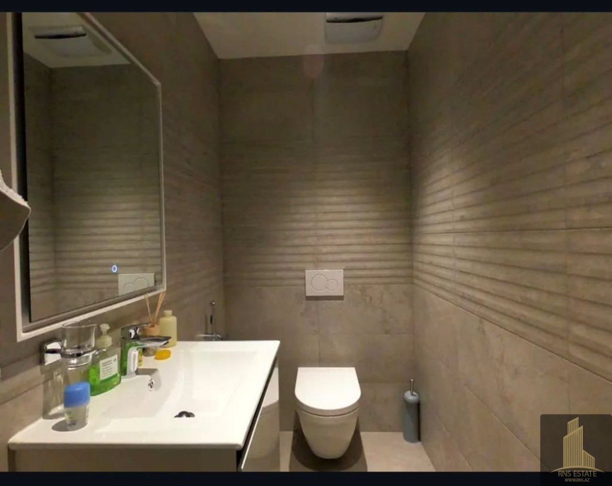 Квартира с 2 спальнями в Насиминский район, Азербайджан № 1262