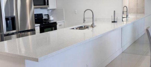 2 bedrooms Commercial property for rent in Miami, Miami-Dade, Florida, USA № 615813 13
