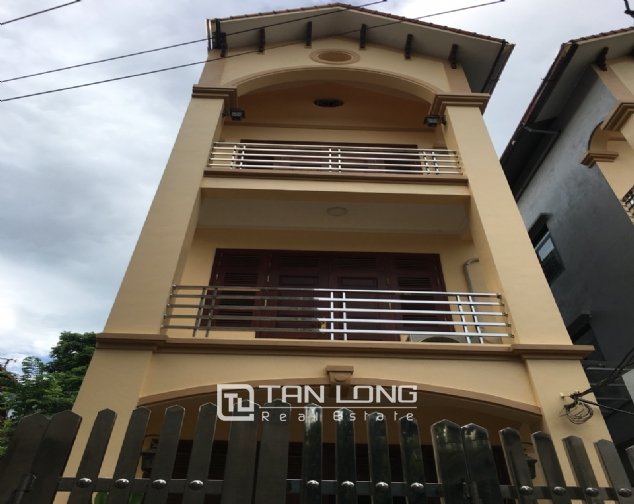 4 غرف نوم منزل في Tay Ho, Vietnam رقم 1624