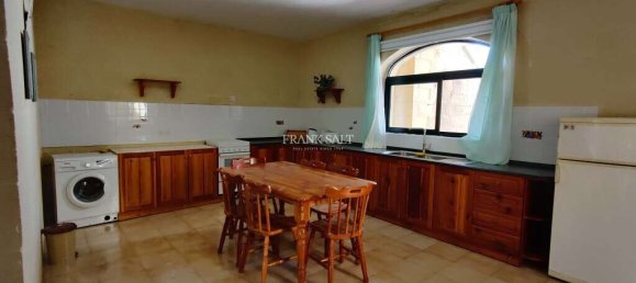 Квартира с 3 спальнями в Арб, Мальта № 5493 4