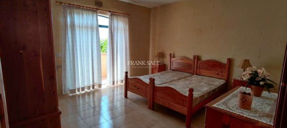 Квартира с 3 спальнями в Арб, Мальта № 5493 16