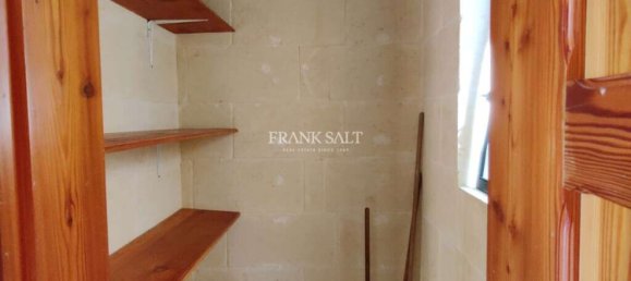 Квартира с 3 спальнями в Арб, Мальта № 5493 26