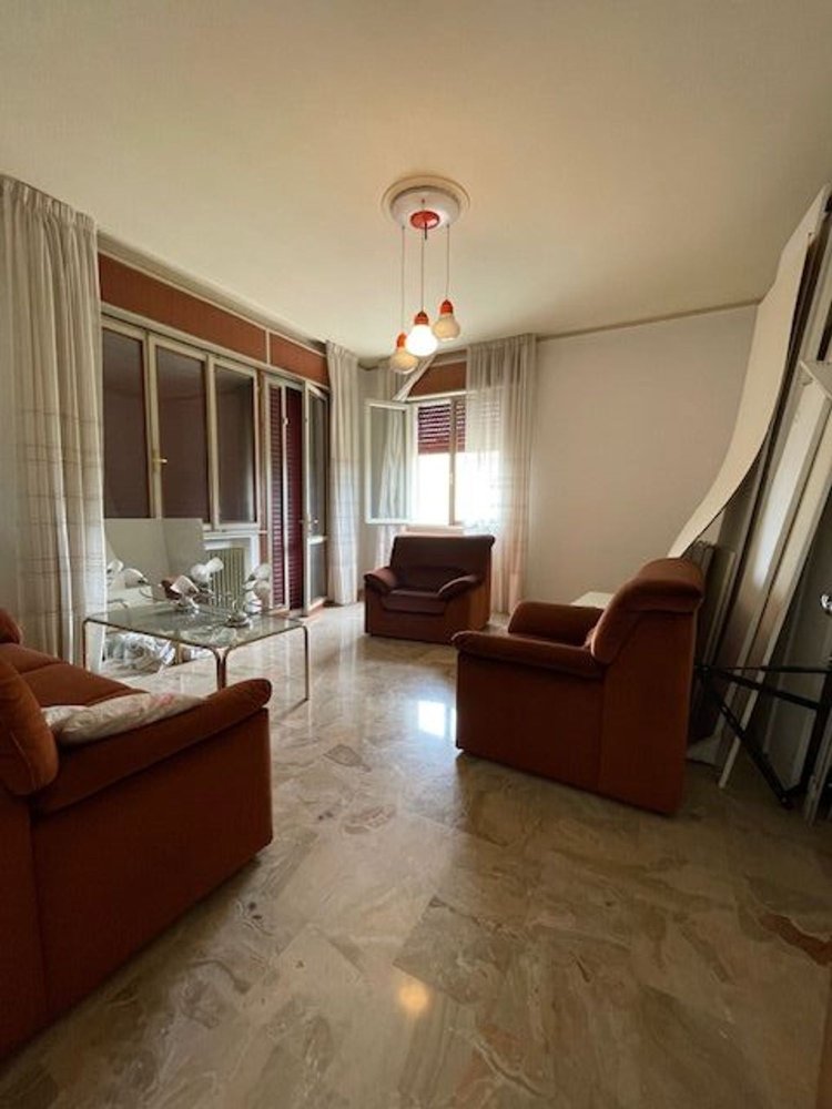 9 rooms House in Castelfranco Veneto, Italy No. 306896