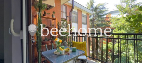 2 bedrooms Apartment in Rome, Italy No. 323645 2