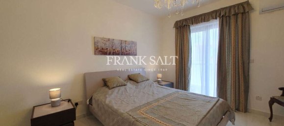 Apartamento de 3 dormitorios en Pembroke, Malta No. 7330 7