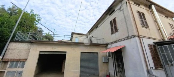 5 bedrooms House in Civitanova Marche, Italy No. 325931 29