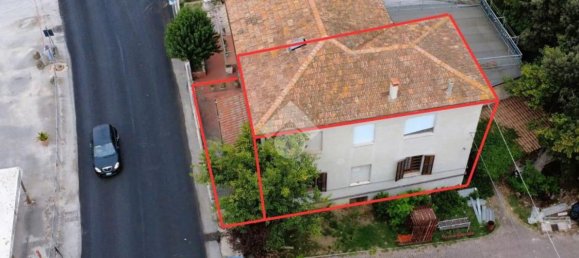 5 bedrooms House in Civitanova Marche, Italy No. 325931 3