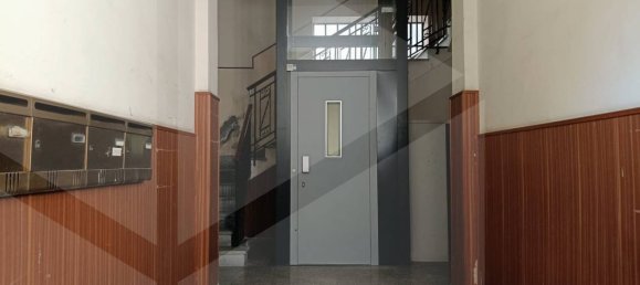 Apartamento de 5 habitaciónes en Messina, Italy No. 20073 3