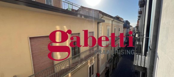 2 Schlafzimmer Wohnung in Caserta, Italy, Nr. 157639 10