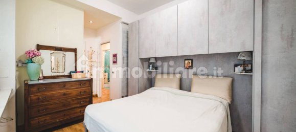 3 bedrooms Apartment in Rome, Italy No. 137749 5