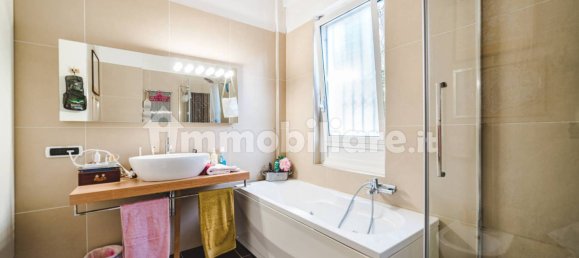3 bedrooms Apartment in Rome, Italy No. 137749 17
