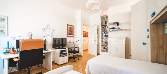 3 bedrooms Apartment in Rome, Italy No. 137749 9