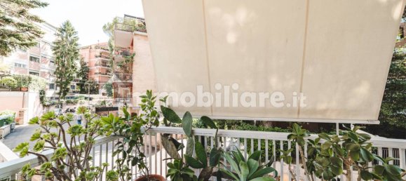 3 bedrooms Apartment in Rome, Italy No. 137749 26