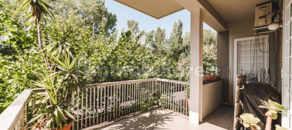 3 bedrooms Apartment in Rome, Italy No. 137749 24