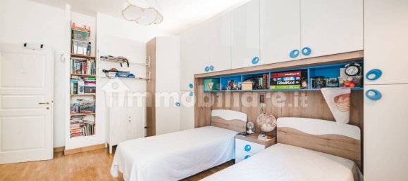 3 bedrooms Apartment in Rome, Italy No. 137749 7