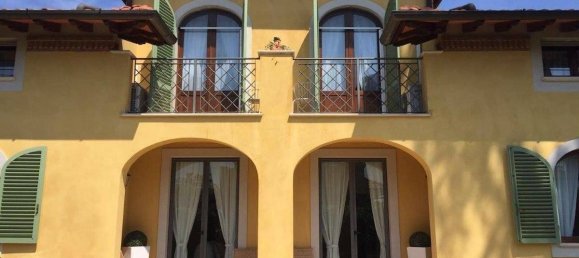 6 bedrooms Villa in Forte dei Marmi, Italy No. 95906 2