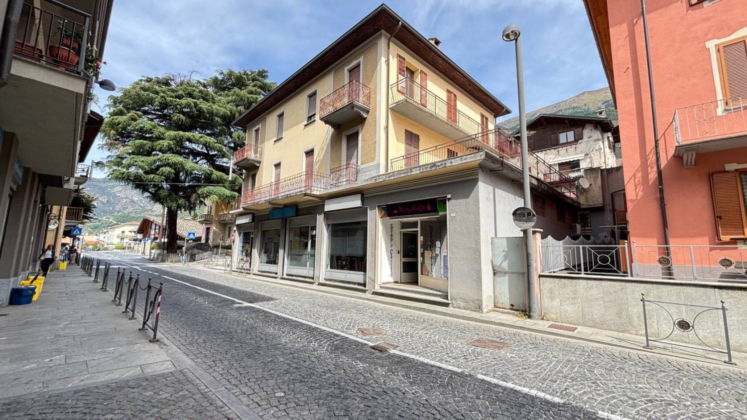 3 bedrooms Apartment in Saint Vincent, Italy No. 297746