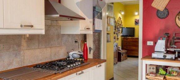 6-salle Appartement à Parma, Italy No. 42826 6