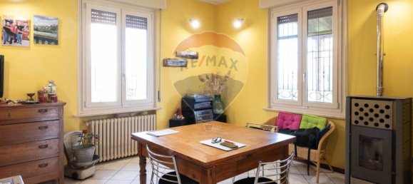 6-salle Appartement à Parma, Italy No. 42826 8