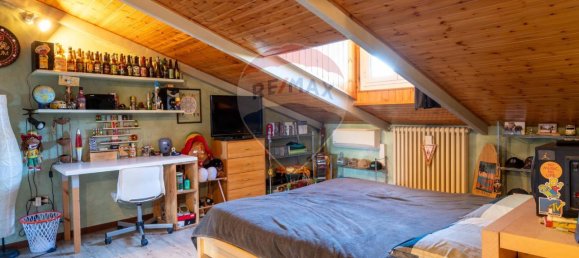 6-salle Appartement à Parma, Italy No. 42826 23