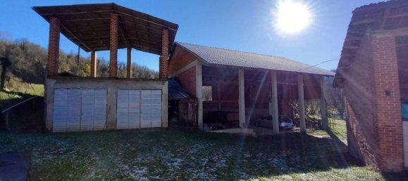 6 rooms House in Moncucco Torinese, Italy No. 135526 3