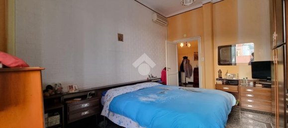 3-salle Appartement à Genoa, Italy No. 35833 13