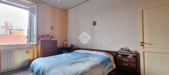 3-salle Appartement à Genoa, Italy No. 35833 10