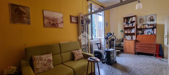 3-salle Appartement à Genoa, Italy No. 35833 9