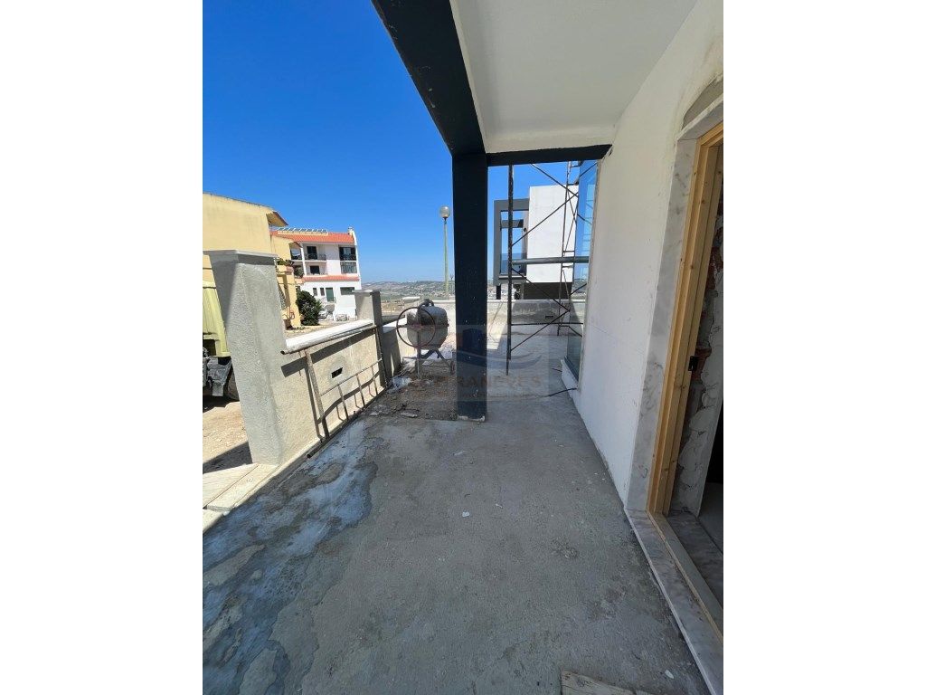 3 Schlafzimmer Haus in Loures, Portugal, Nr. 136028