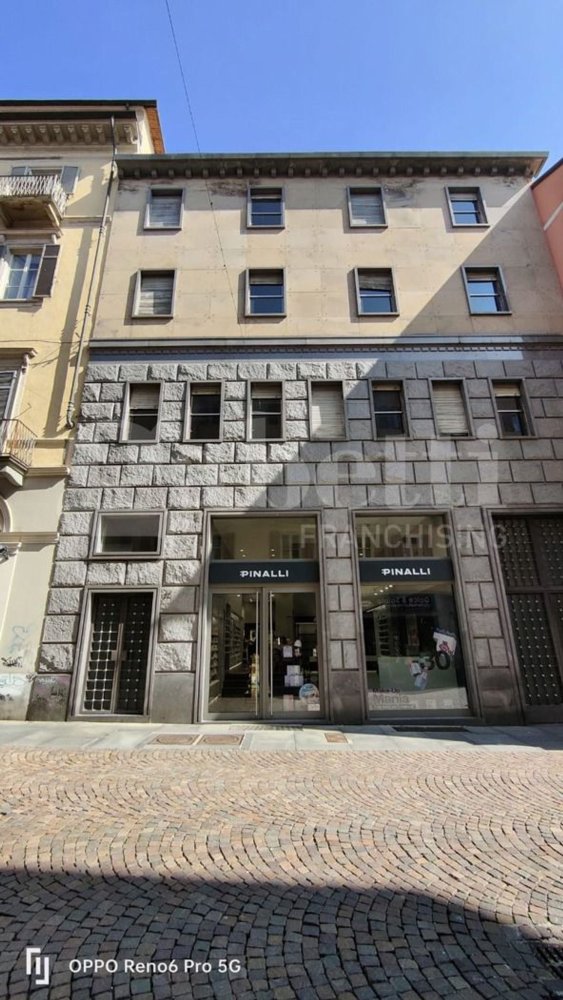 Gebäude in Biella, Italy 940m², Nr. 58191